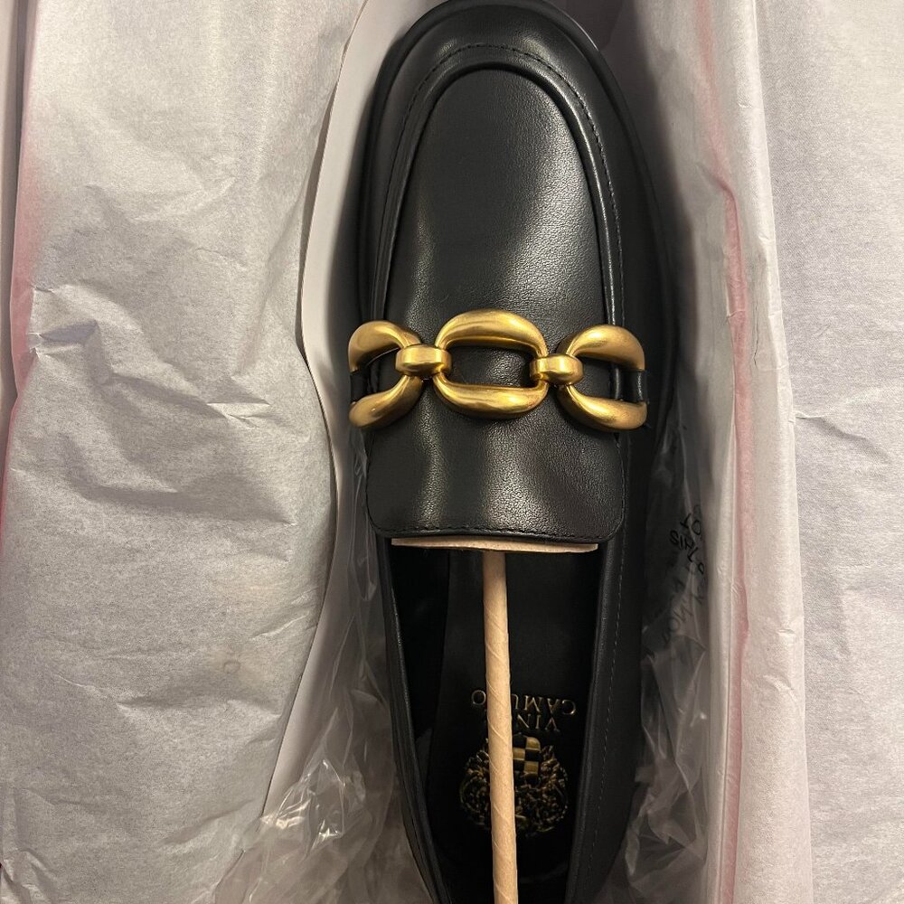 New in Box Vince Camuto Sayer Loafer Black